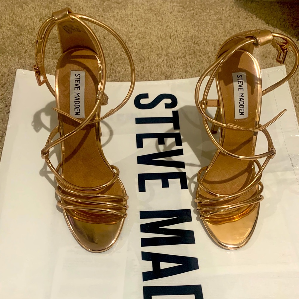 Steve Madden rose gold heels